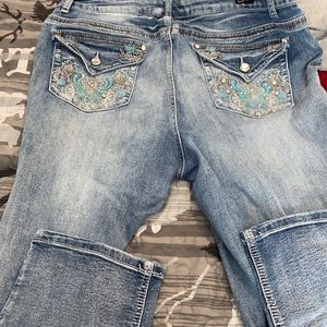 earl jean capris